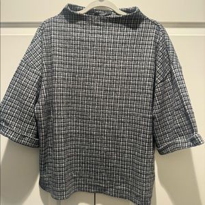 August Silk Black and White Mock Neck Sweater XL